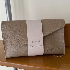 Bamford x Cathay Pacific Amenity Travel Kit Soft Case Beige Yellow w/ Toiletries